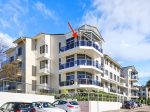 Dolphin Close CHISWICK Apartment