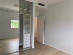 Dolphin Close CHISWICK Apartment