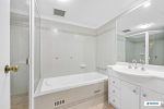 Walton Crescent ABBOTSFORD Apartment