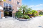 Manta Place CHISWICK Apartment