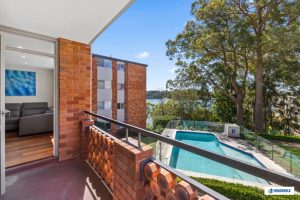 Bortfield Drive CHISWICK Apartment